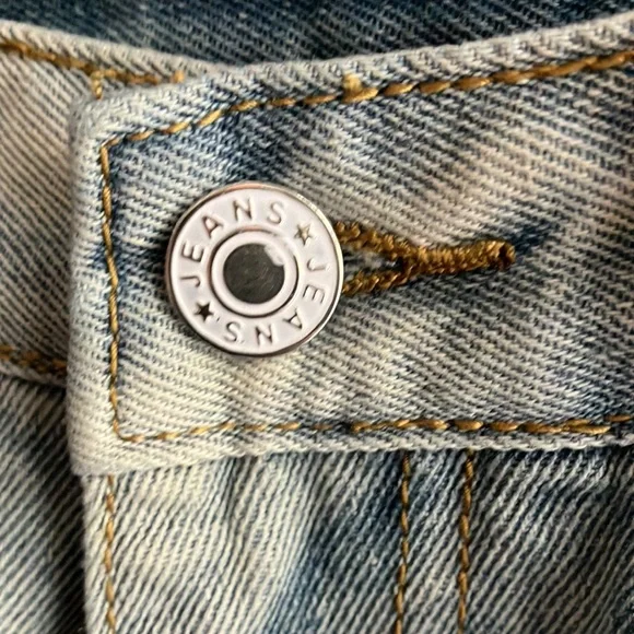 Denim Ripped Shorts - Picture 4 of 6